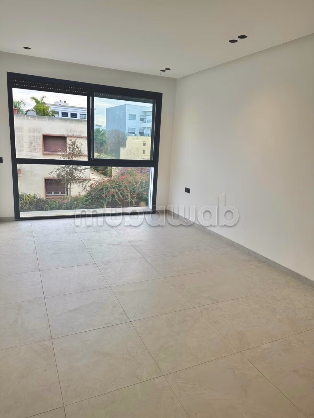 À louer – Appartement neuf dans résidence de standing à Oasis — 4