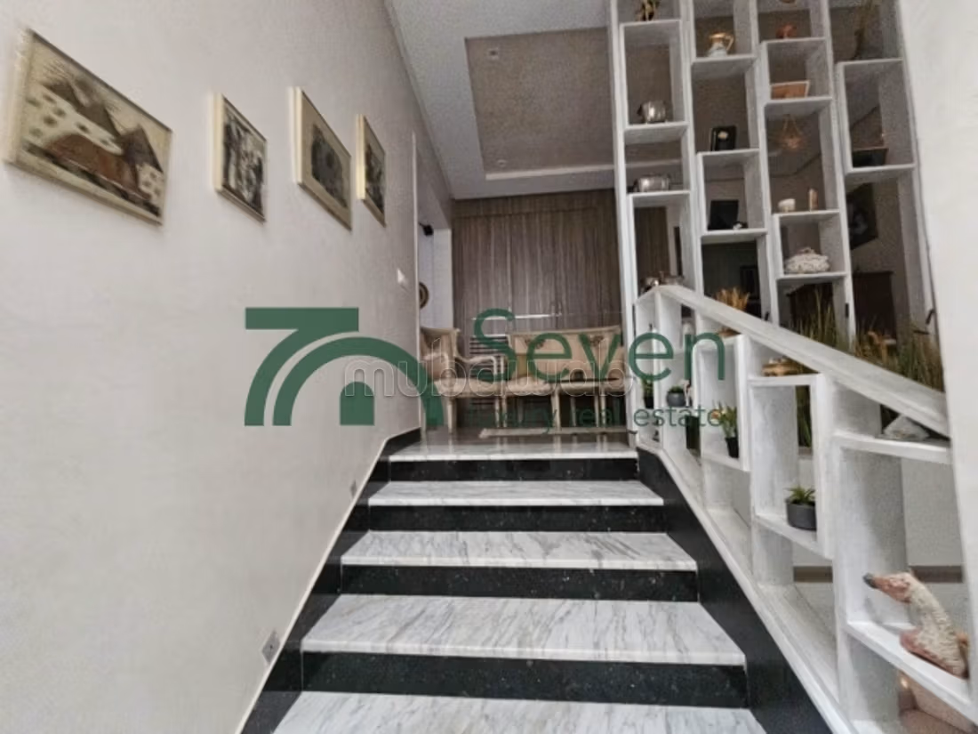 Una villa arredata s4 a La Soukra