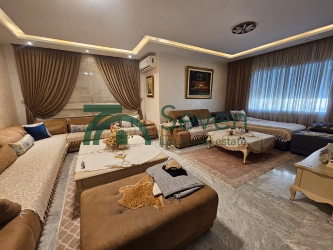 Una villa arredata s4 a La Soukra