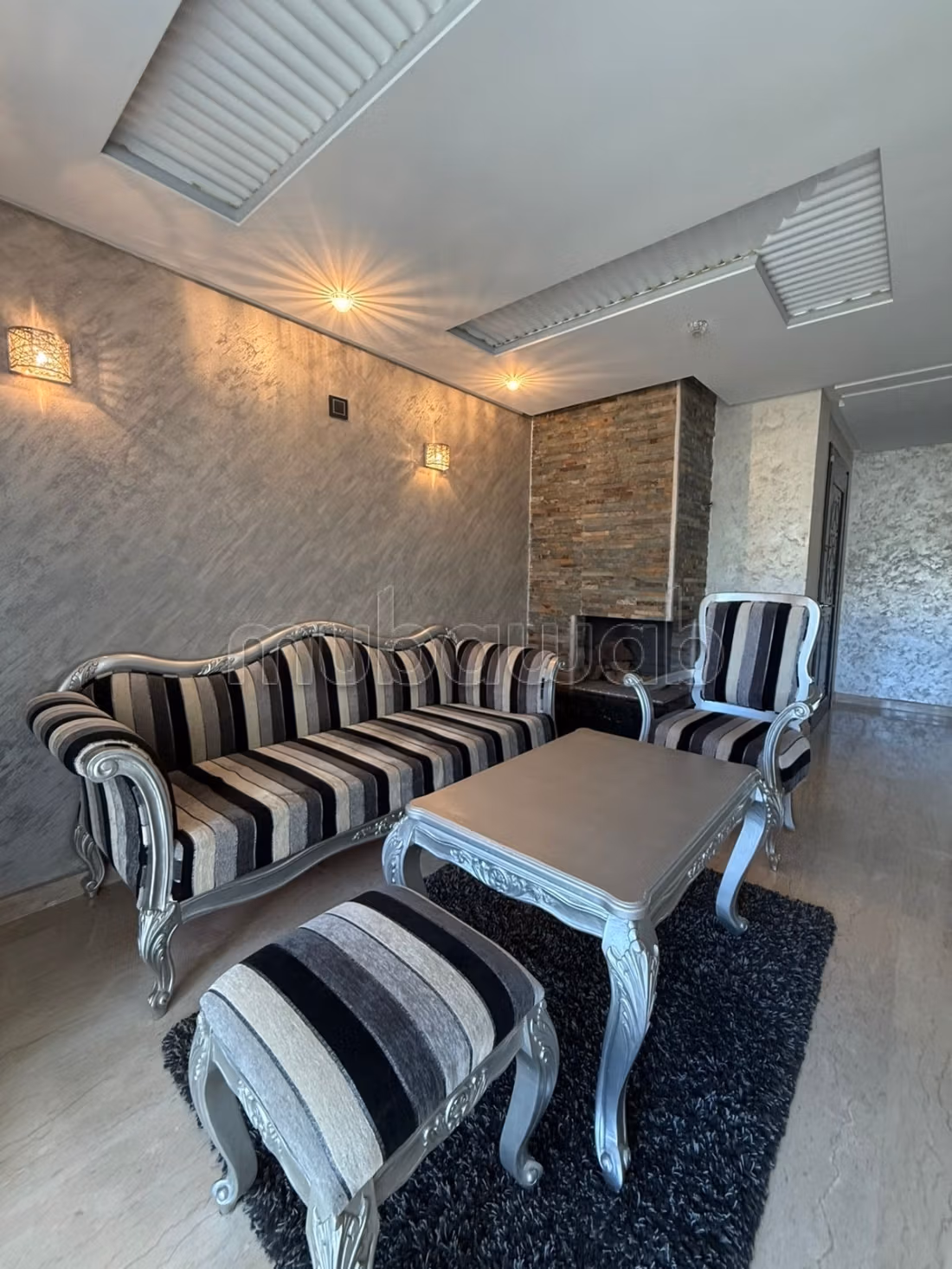 Bel appartement en location