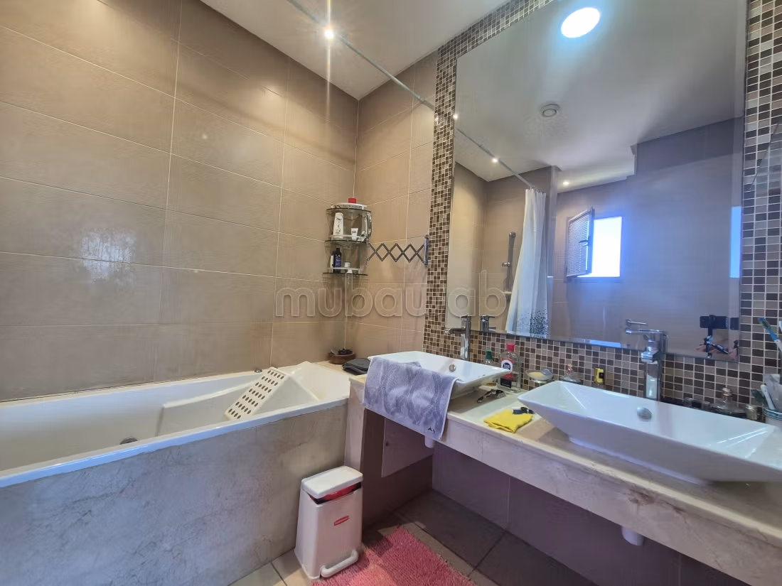 Villa à vendre – Bouskoura Golf City