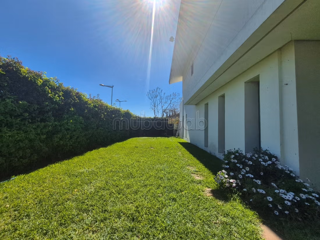 Villa à vendre – Bouskoura Golf City