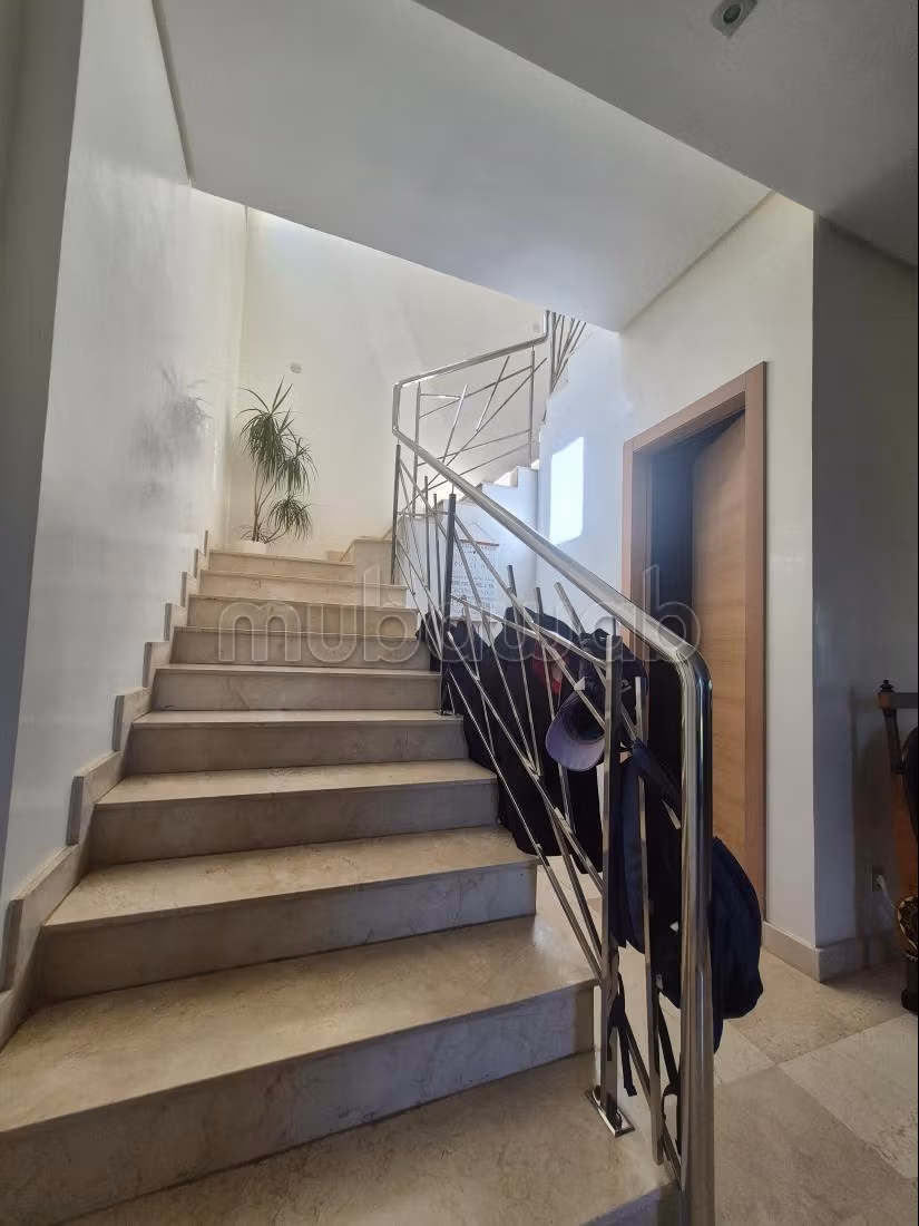 Villa à vendre – Bouskoura Golf City