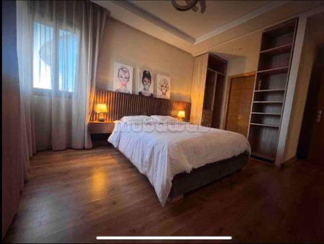 Appartamento in affitto a Bourgogne Ouest. 3 locali. Ammobiliato