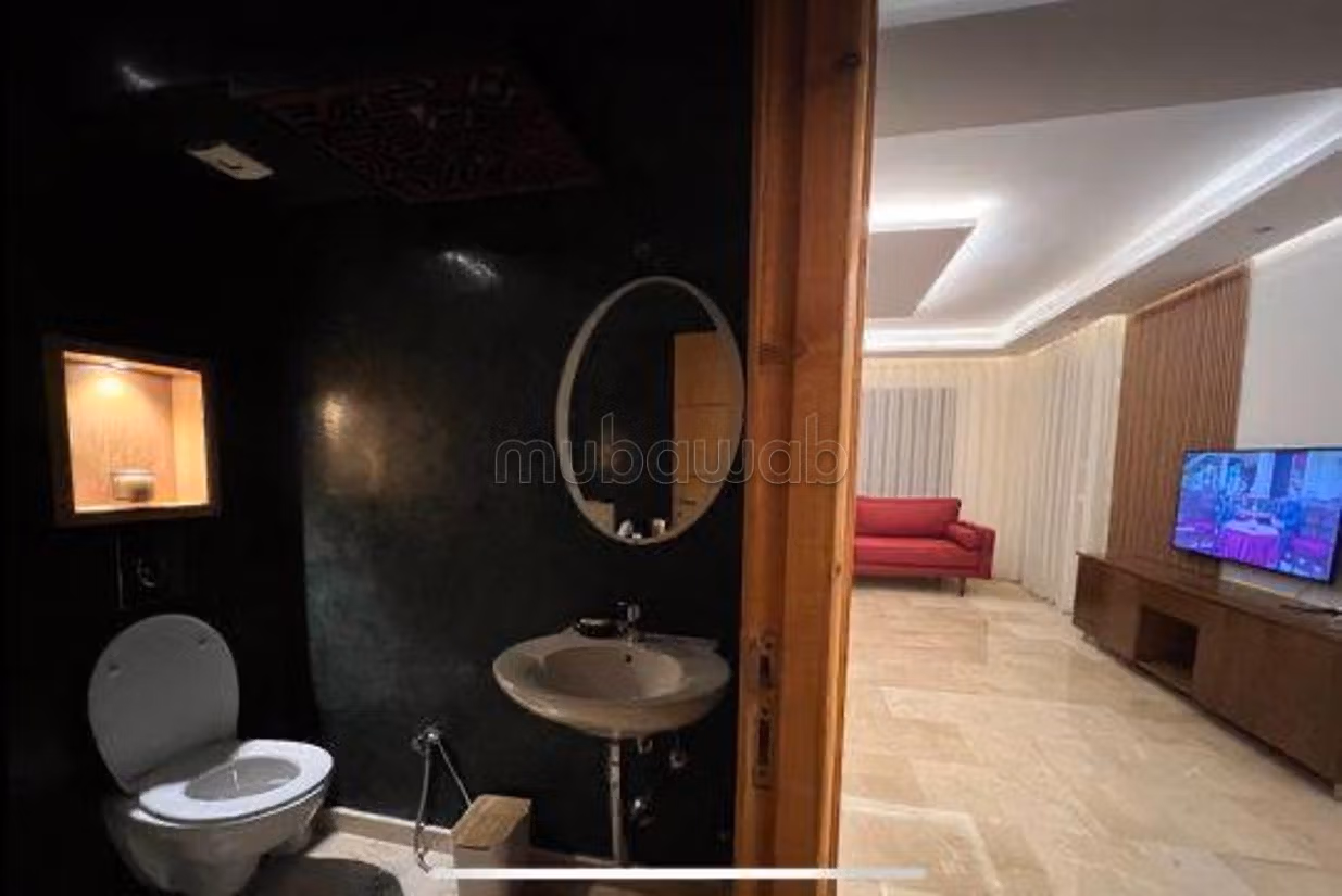 Appartamento in affitto a Bourgogne Ouest. 3 locali. Ammobiliato