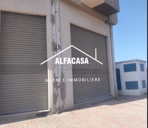 In affitto uno spazio commerciale a Jardin l'Aouina
