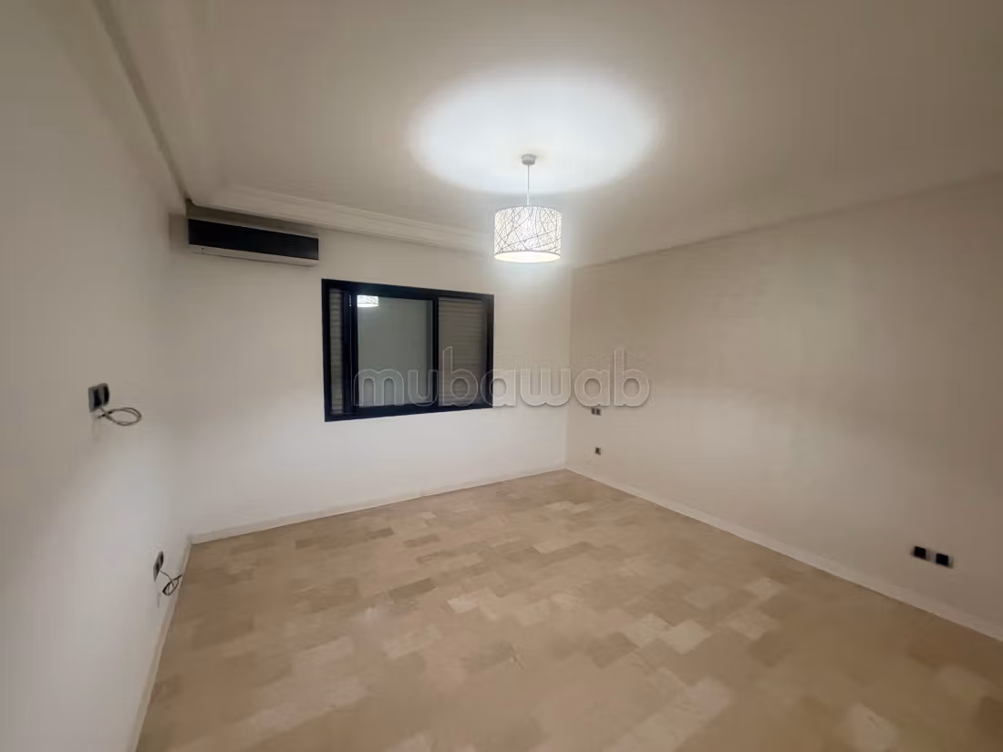 Appartement 189 m² f Bourgogne Ouest — 7