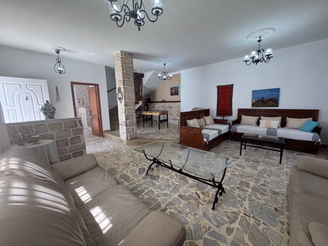 Villa meublée s3 pieds dans l'eau marsa corniche