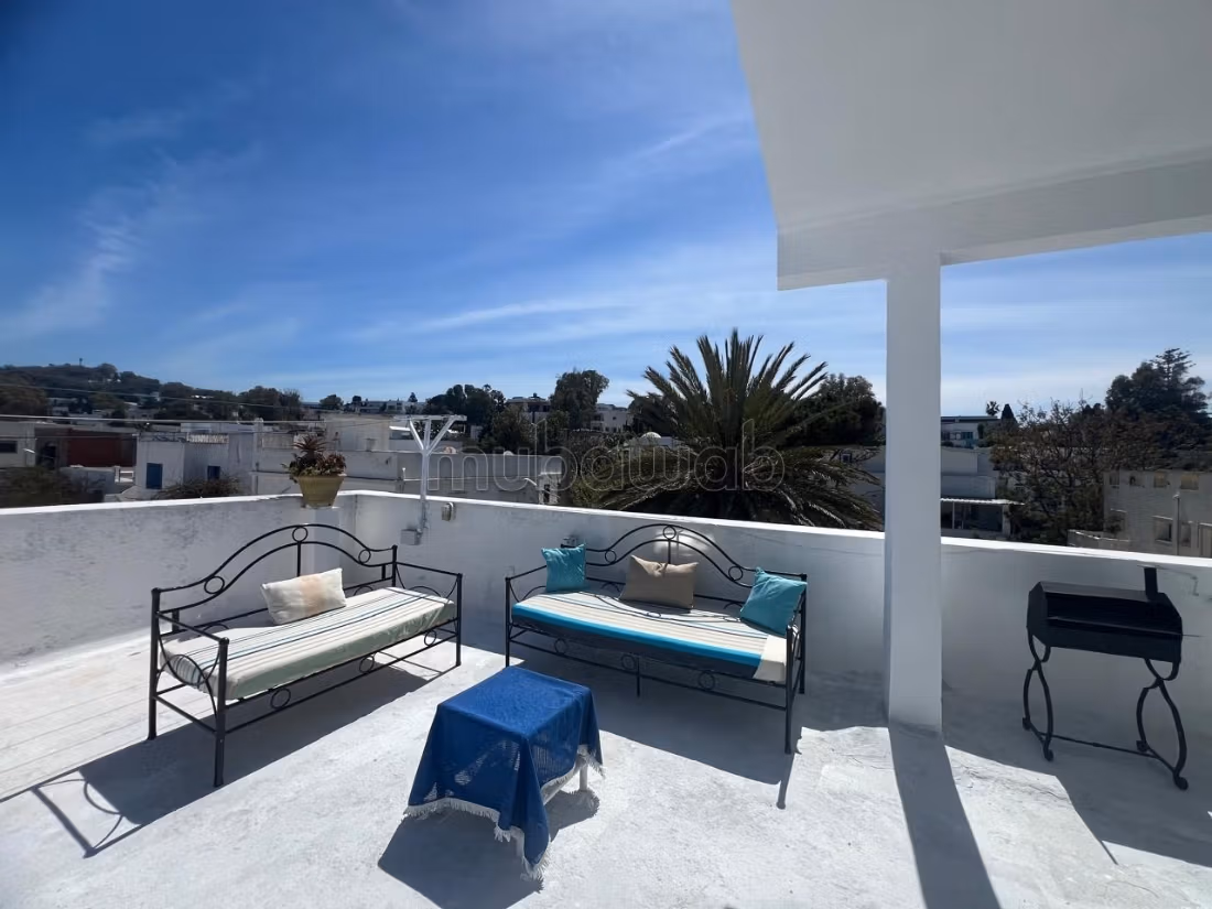 Villa meublée s3 pieds dans l'eau marsa corniche