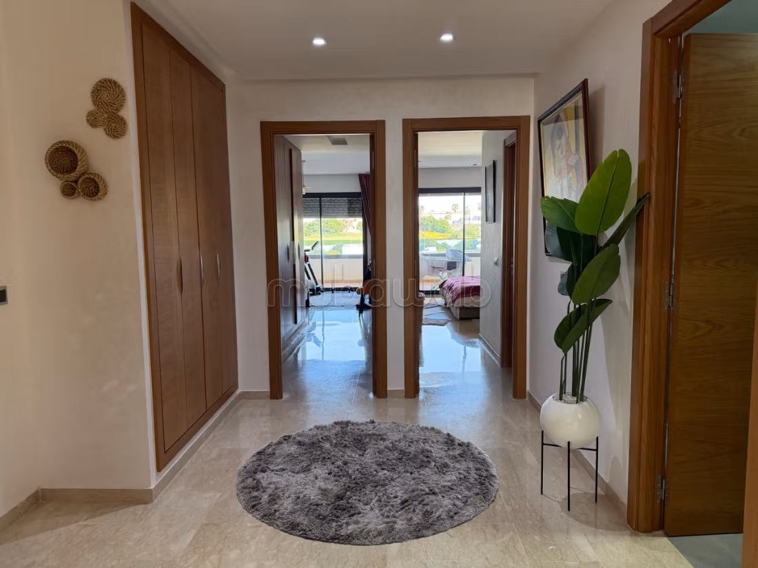 ORCHIDÉES 3 VIDE appartement avec deux façades