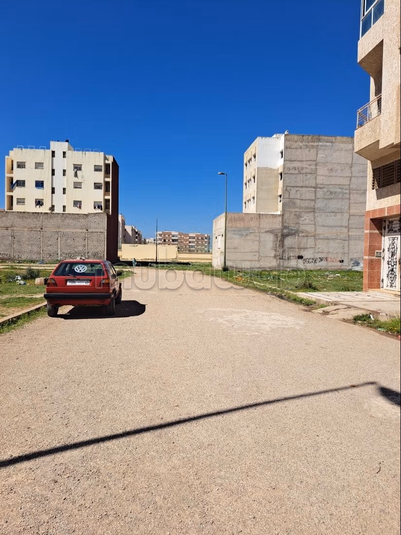Terrain en vente à Hay Bensouda.
Superficie 288 m²
