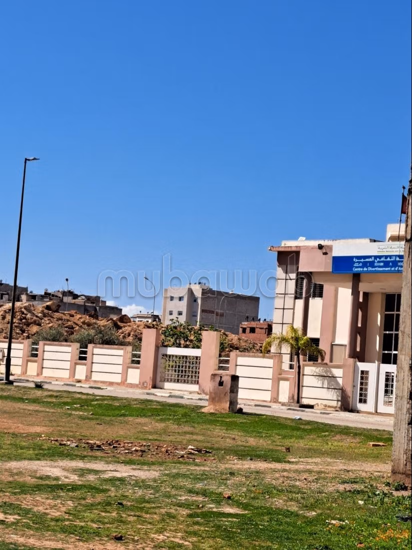 Terrain en vente à Hay Bensouda.
Superficie 288 m²