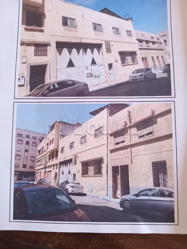Bellissimo locale in vendita a Roches Noires. Superficie totale 479 m²