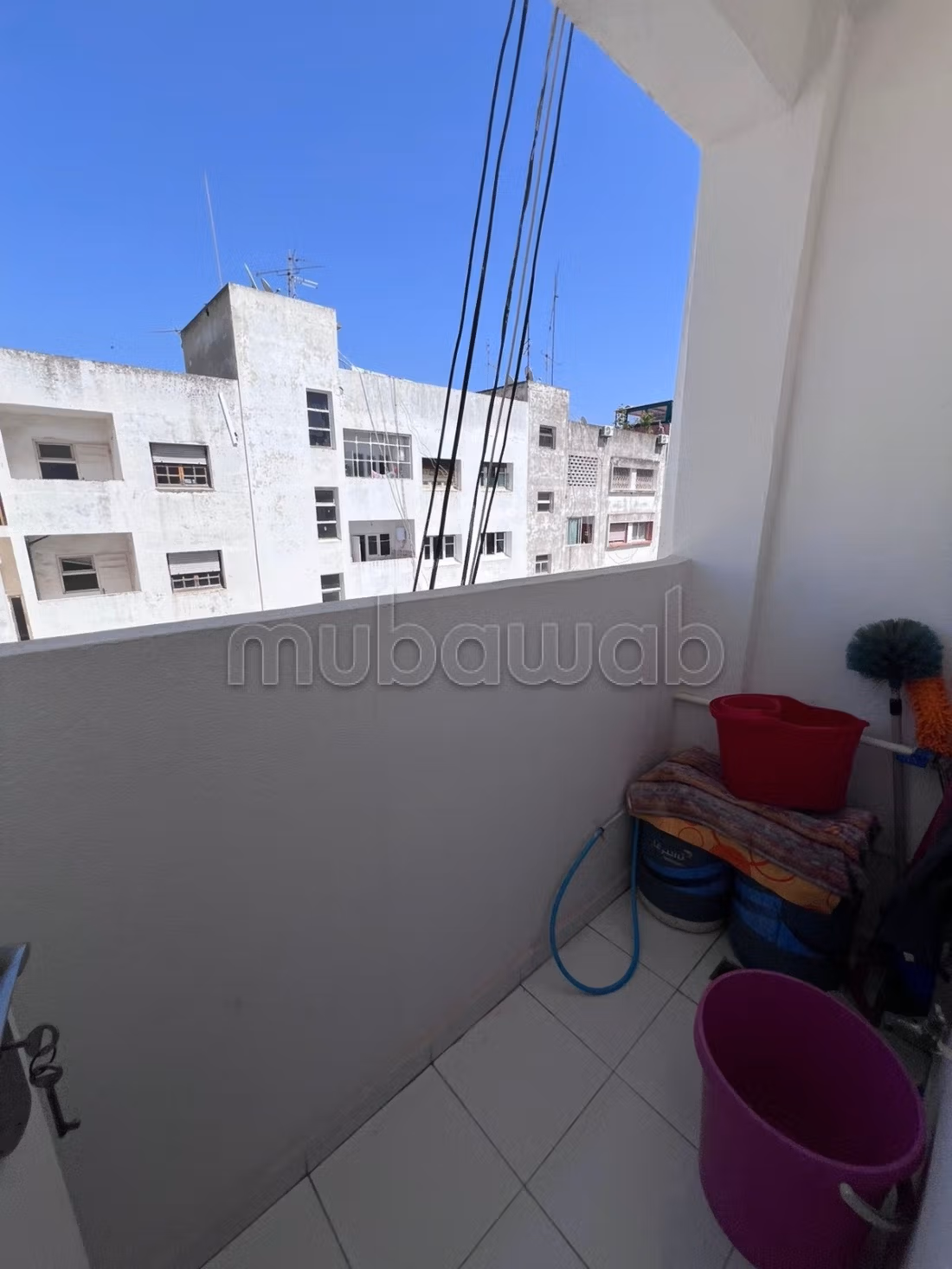 Vend appartement à Agdal kays. 3 pièces confortables. Belle terrasse