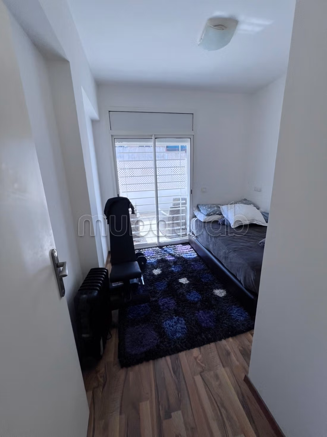 Vend appartement à Agdal kays. 3 pièces confortables. Belle terrasse