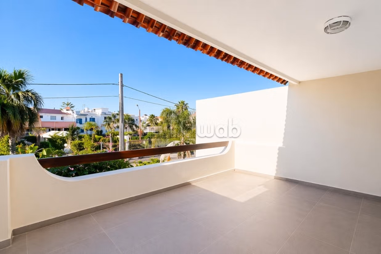 Villa à louer Dar Bouazza – 270m2 
4 chambres