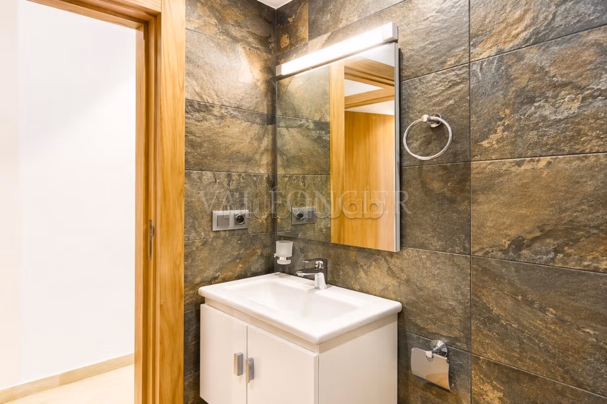 Villa à louer Dar Bouazza – 270m2 
4 chambres