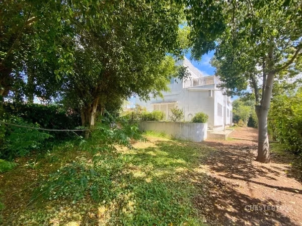 Villa à Rénover à la Pinède 
1000m2 terrain