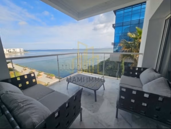 A louer un appartement S5 avec vue sur le lac aux lac 1