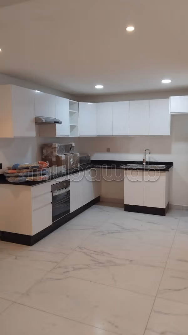 Appartement jamais habiter meublé – Agdal