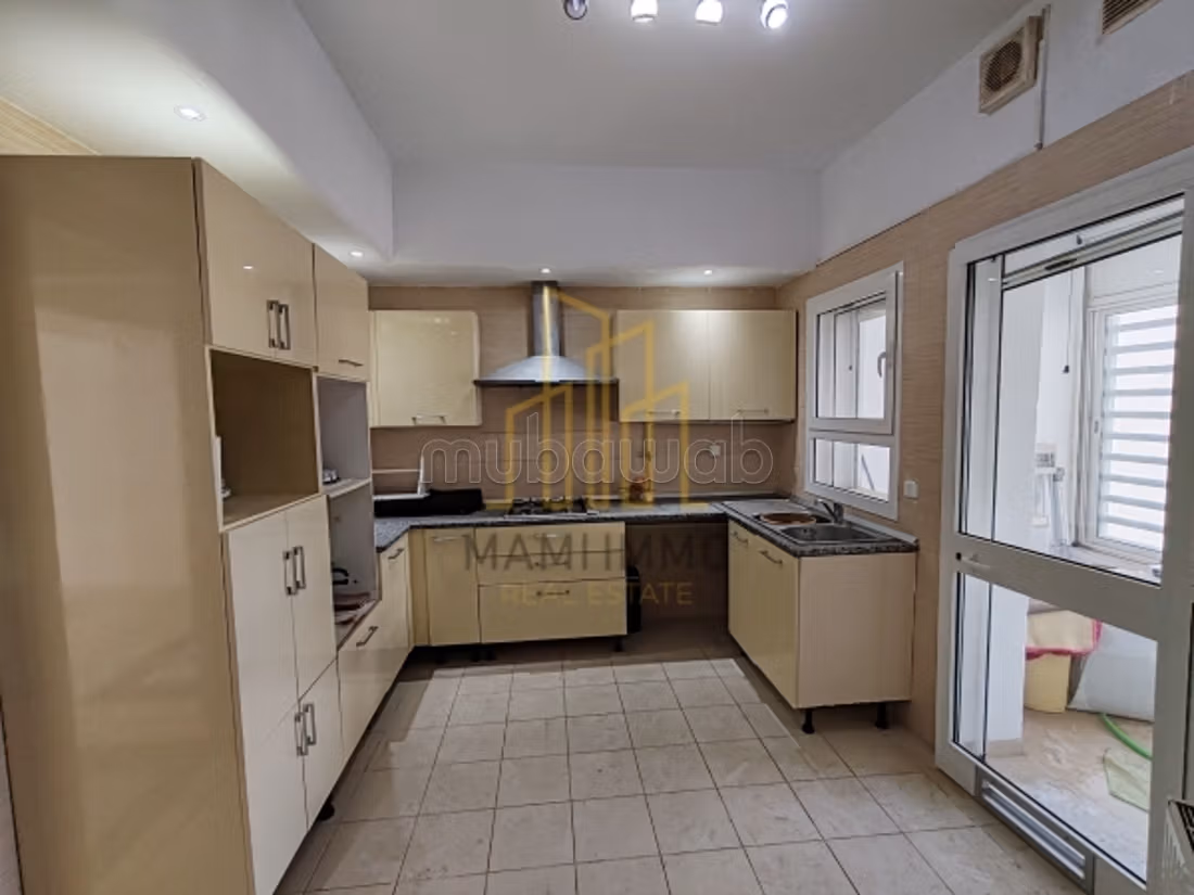 A vendre un appartement S3 à Ain Zaghouan Nord