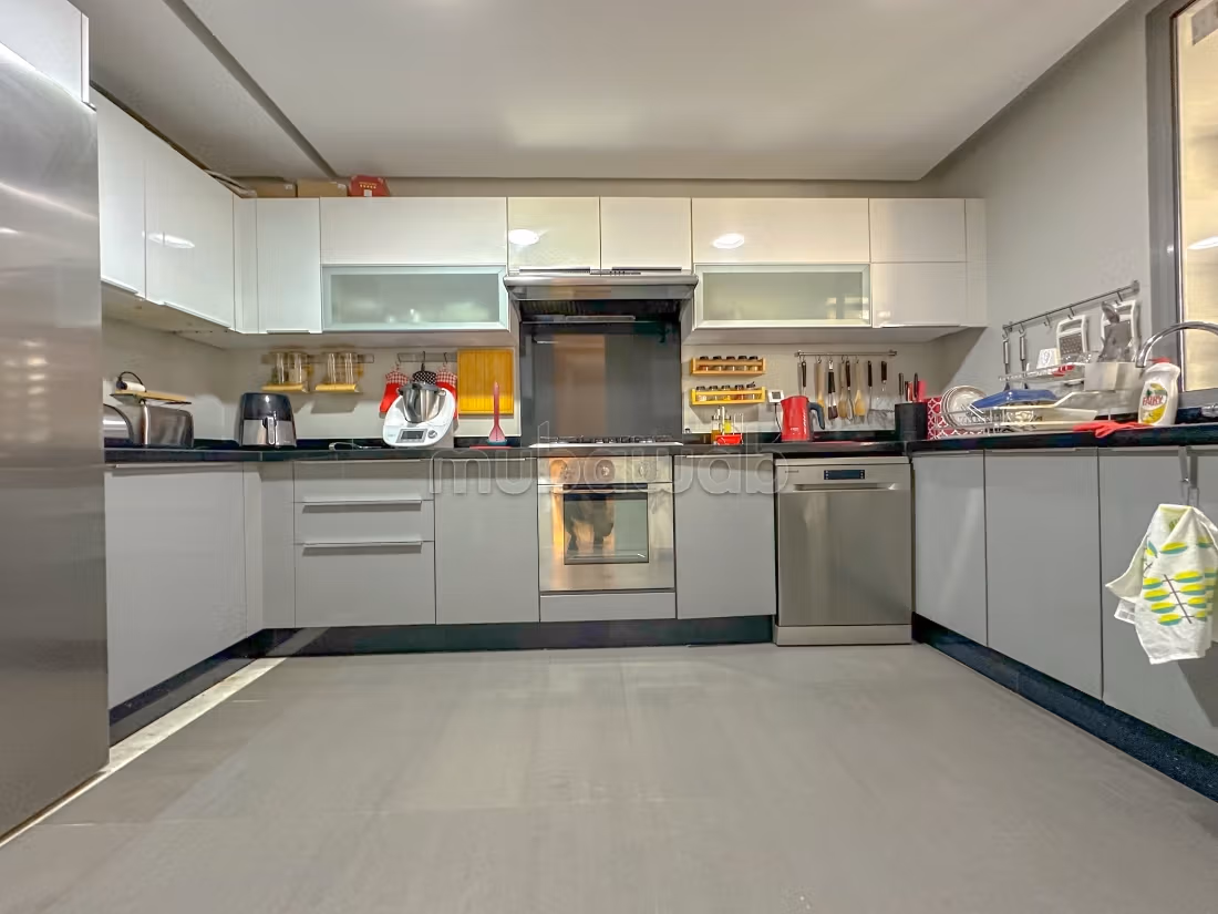 Gemeubileerde duplex in Bouskoura Groene Stad