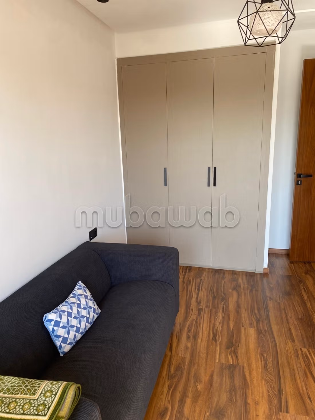 Appartement en location à Bouskoura. 
3 pièces. 
Meublé
