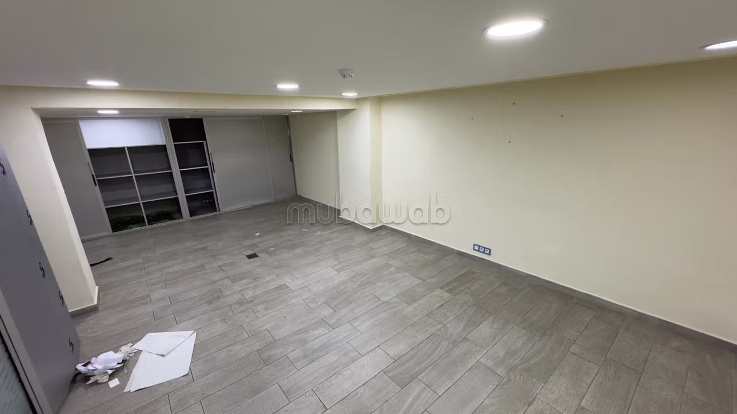 Commercial space for rent - Long term