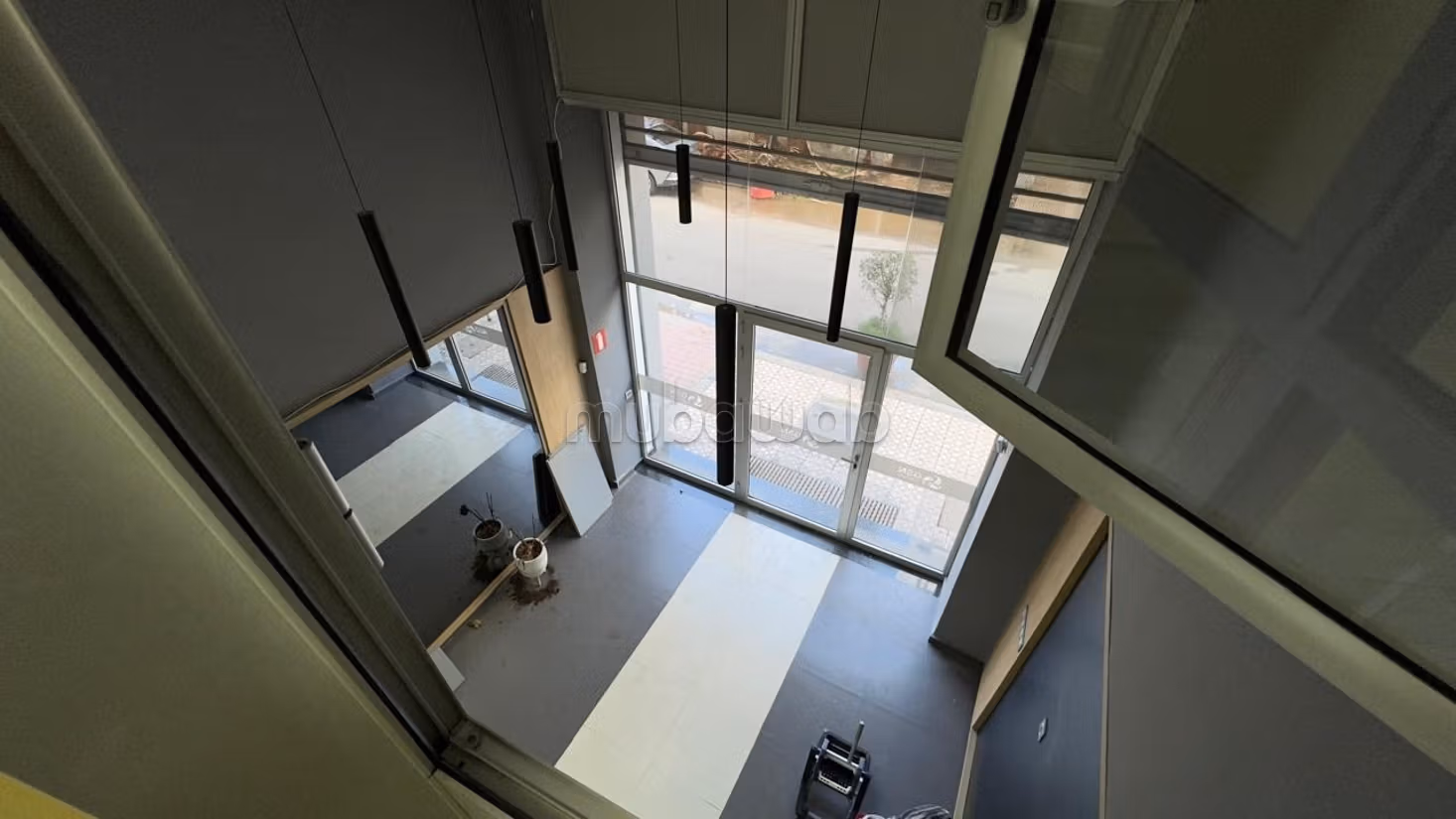 Commercial space for rent - Long term