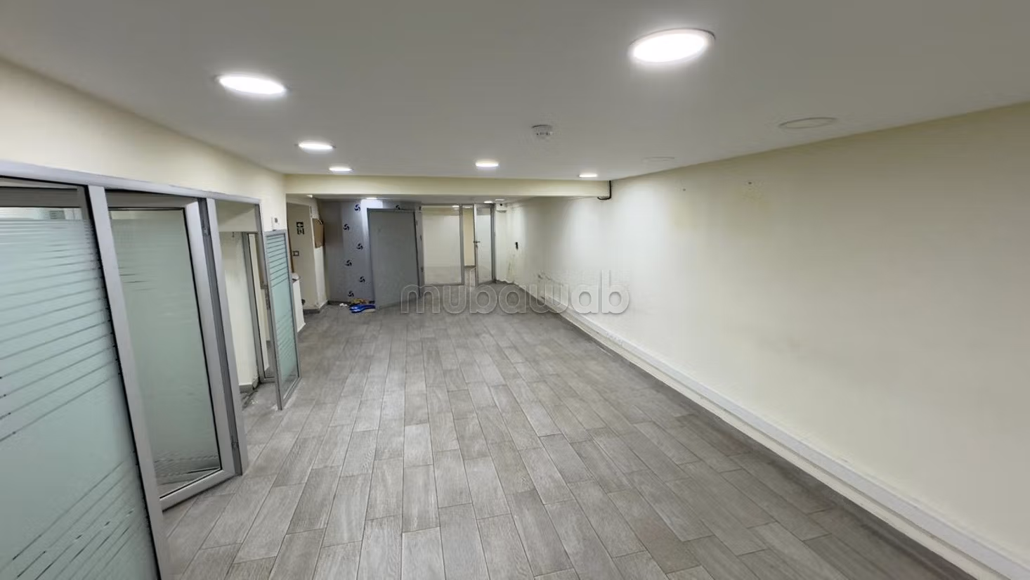 Commercial space for rent - Long term