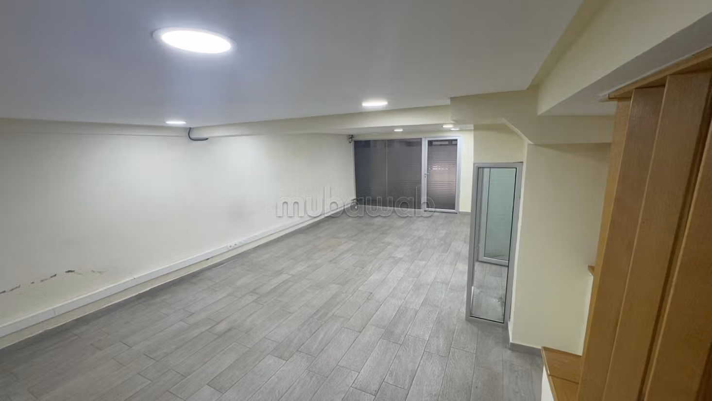 Commercial space for rent - Long term
