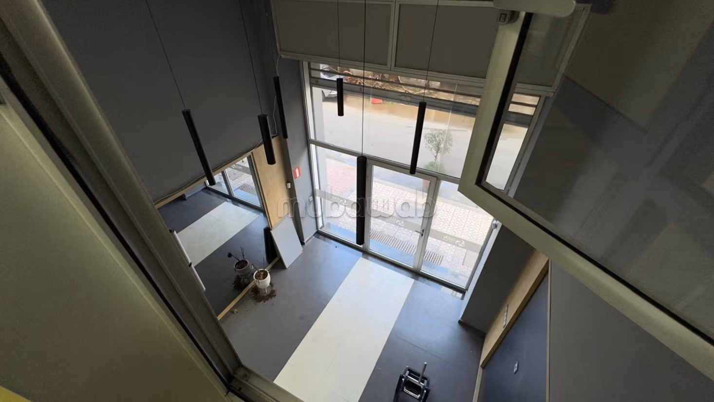 Commercial space for rent - Long term