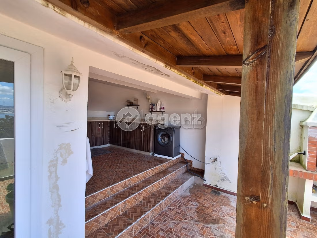 Villa en venta 497 m², 4 habitaciones Otras Fahs Anjra