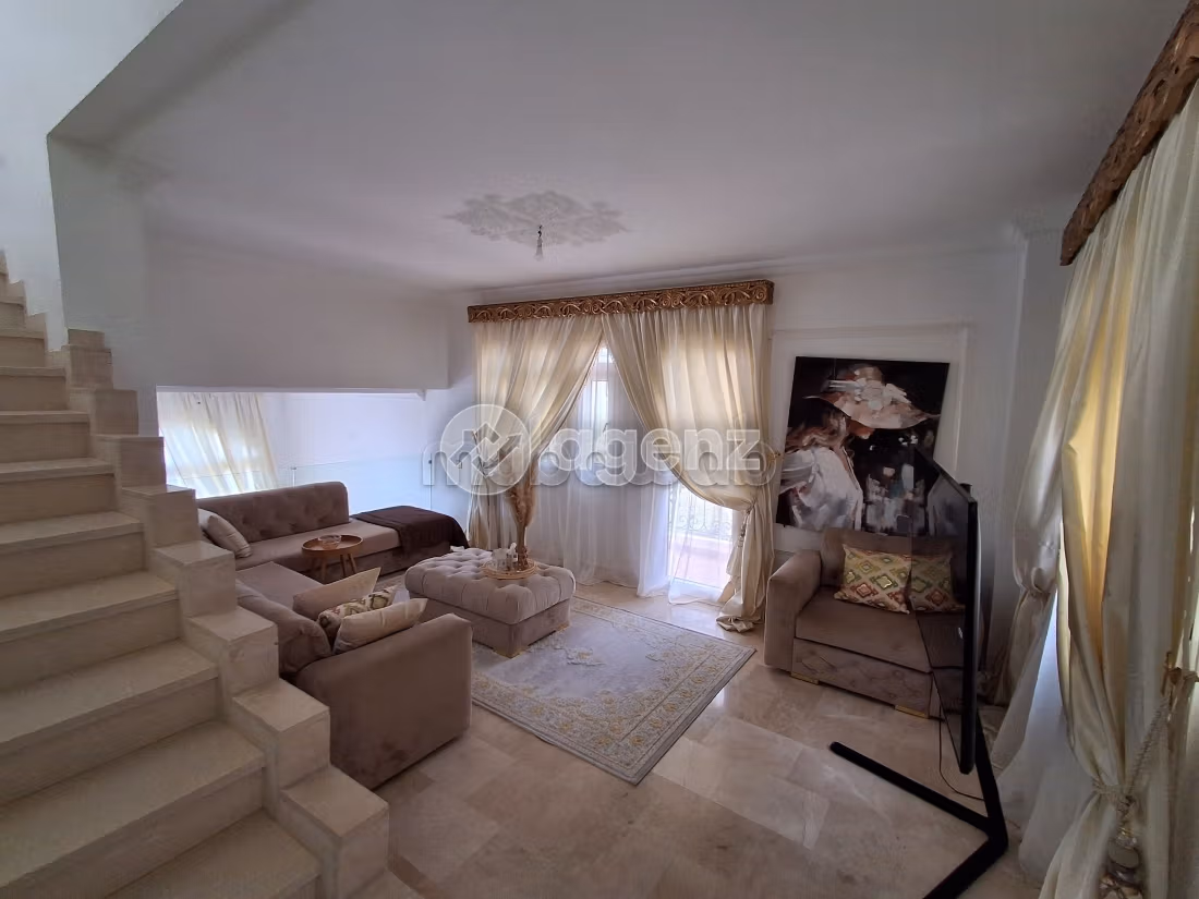 Villa en venta 497 m², 4 habitaciones Otras Fahs Anjra