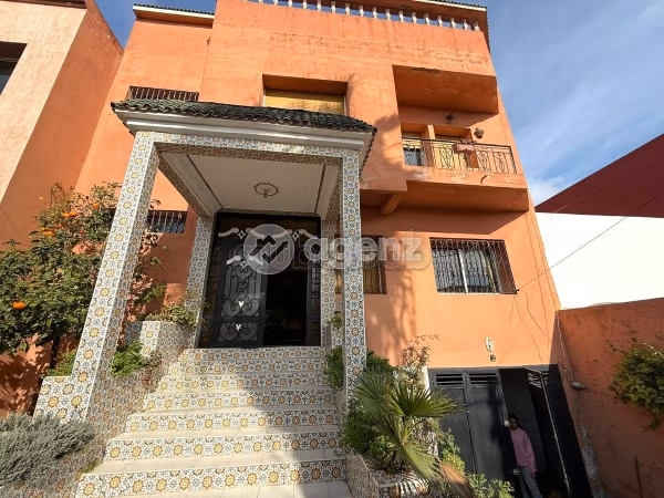 Villa en venta de 310 m², 6 habitaciones Aïn Sebaâ Casablanca