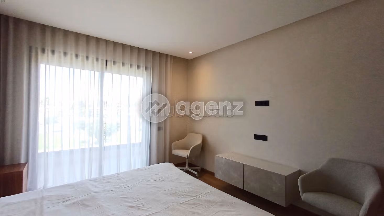 LA CLÉ DE L'OASIS Appartement à vendre 115 m², 3 chambres Franceville Casablanca — 2