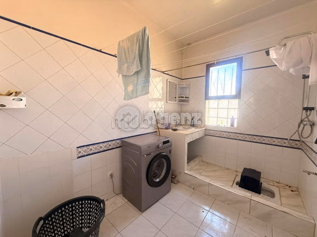 Villa à vendre 250 m², 6 chambres Sidi Maarouf Casablanca