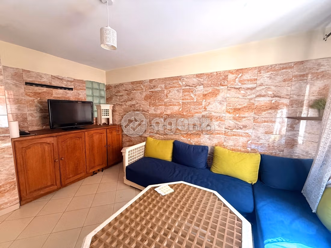 Villa à vendre 250 m², 6 chambres Sidi Maarouf Casablanca