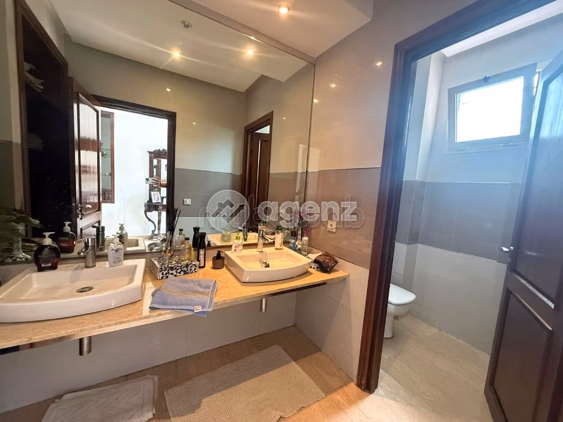 Villa for sale 235 m², 4 bedrooms Oulfa Casablanca