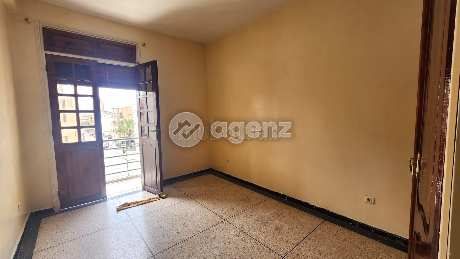 Appartement 107 m² à Hay Salam — 2