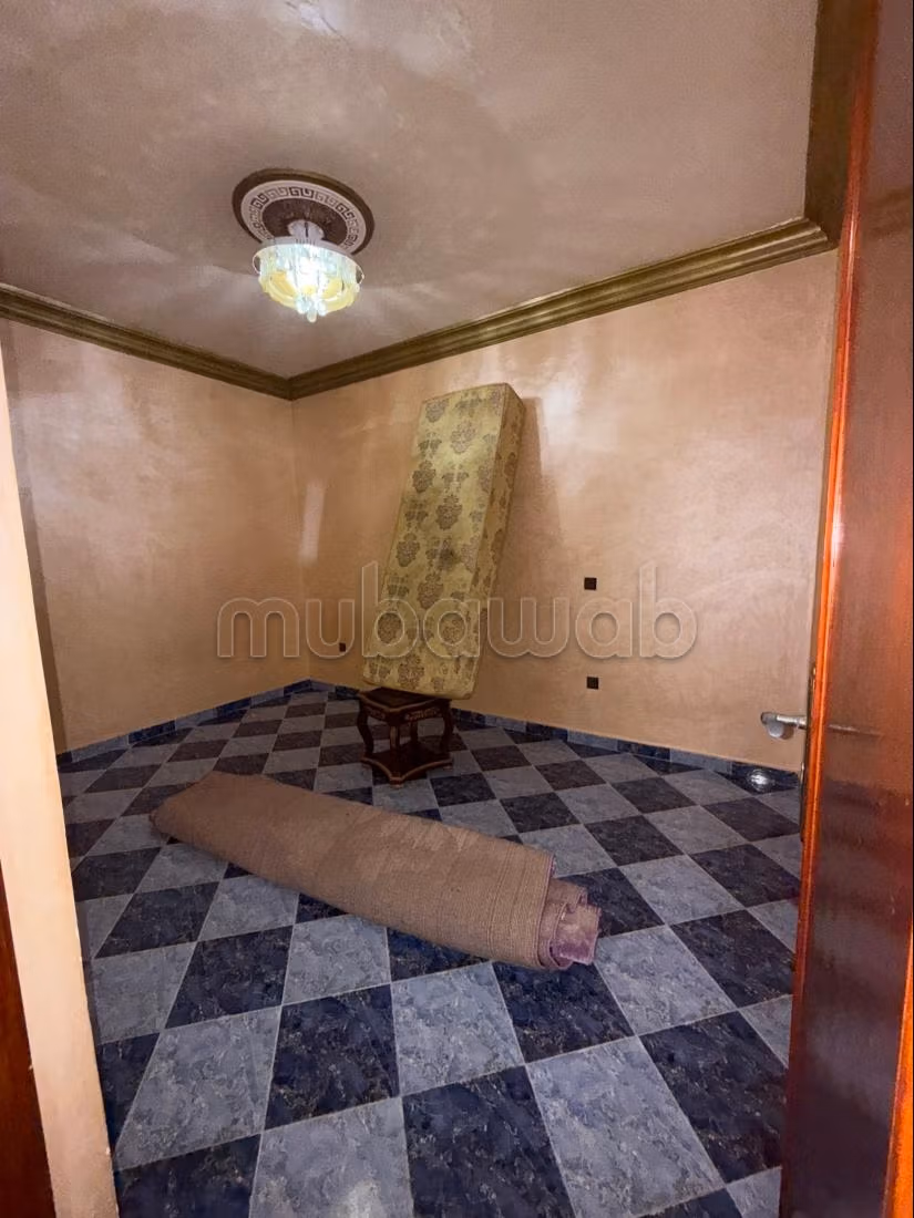 Location d'un appartement à Manar.
Superficie 110 m² — 3