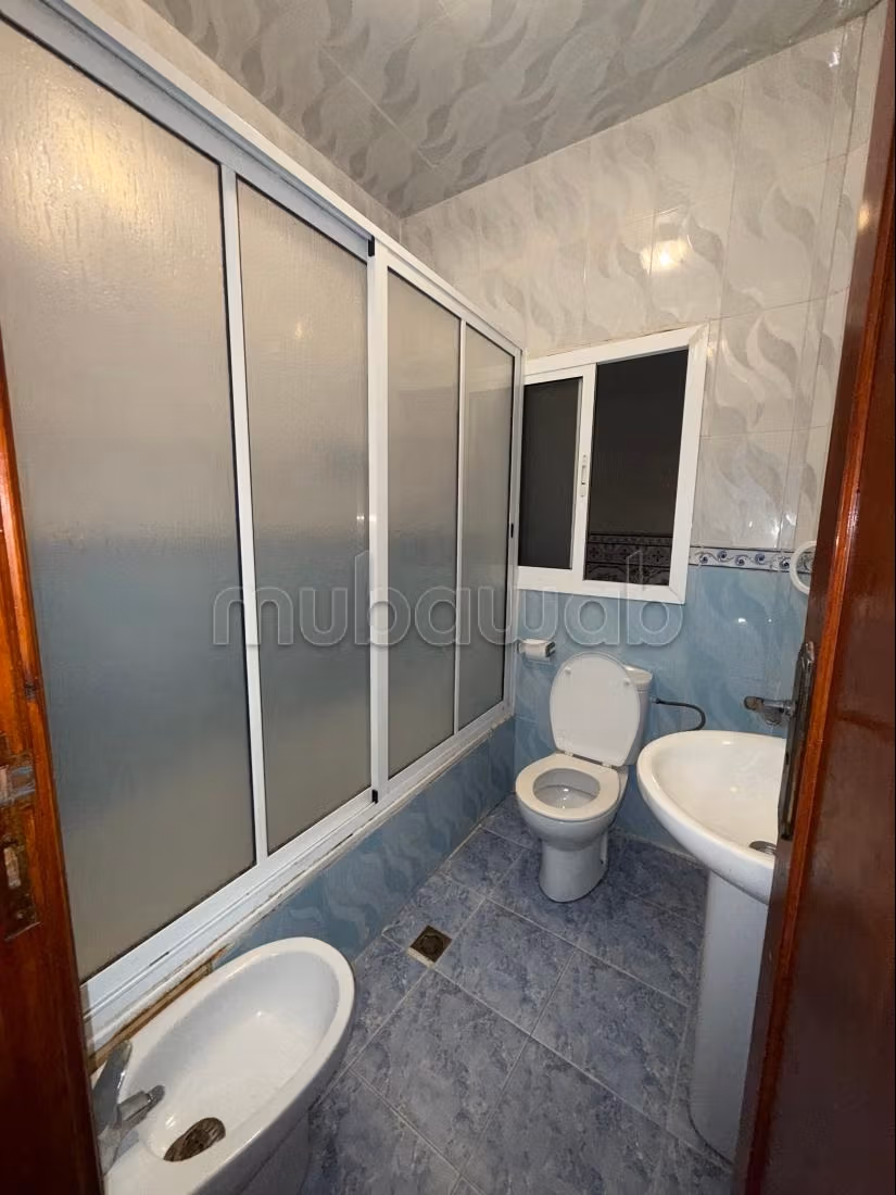 Location d'un appartement à Manar.
Superficie 110 m² — 4