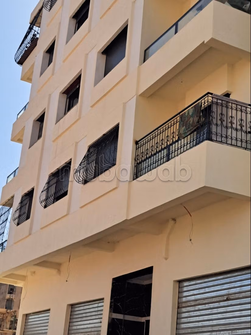 Beau terrain à la vente à Hay Bensouda.
Superficie 289 m²