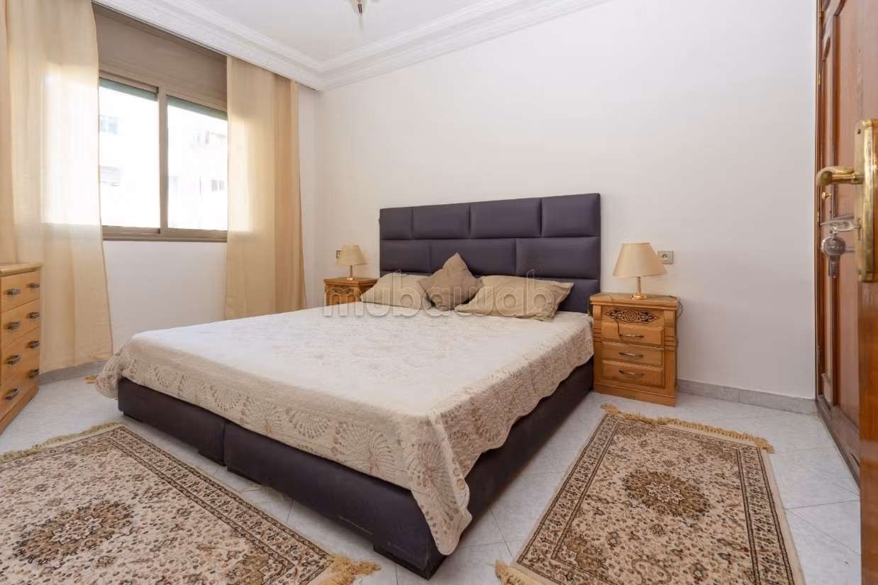 Appartamento arredato con terrazza e piscina