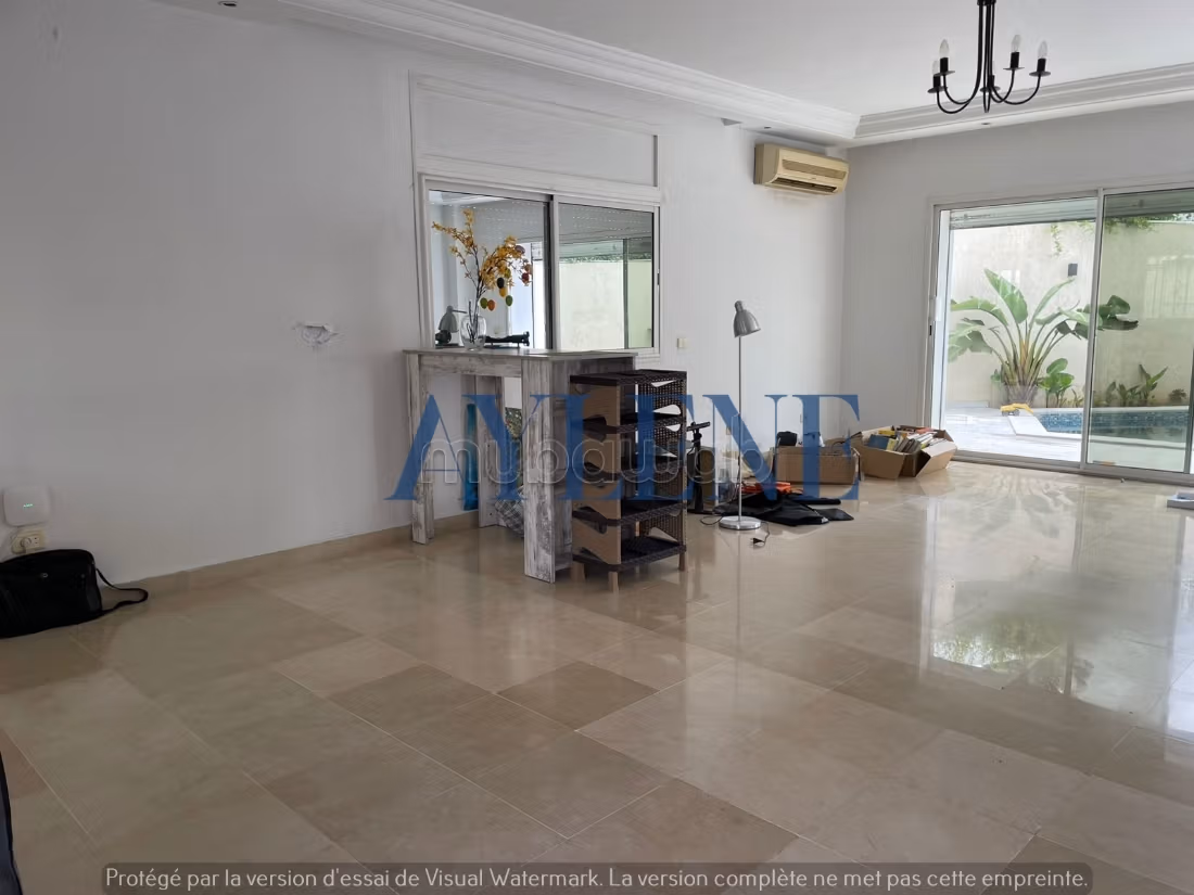Villa avec piscine a la marsa