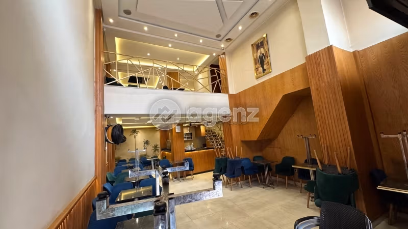 Comercio a la venta 100 m² Hermitage Casablanca