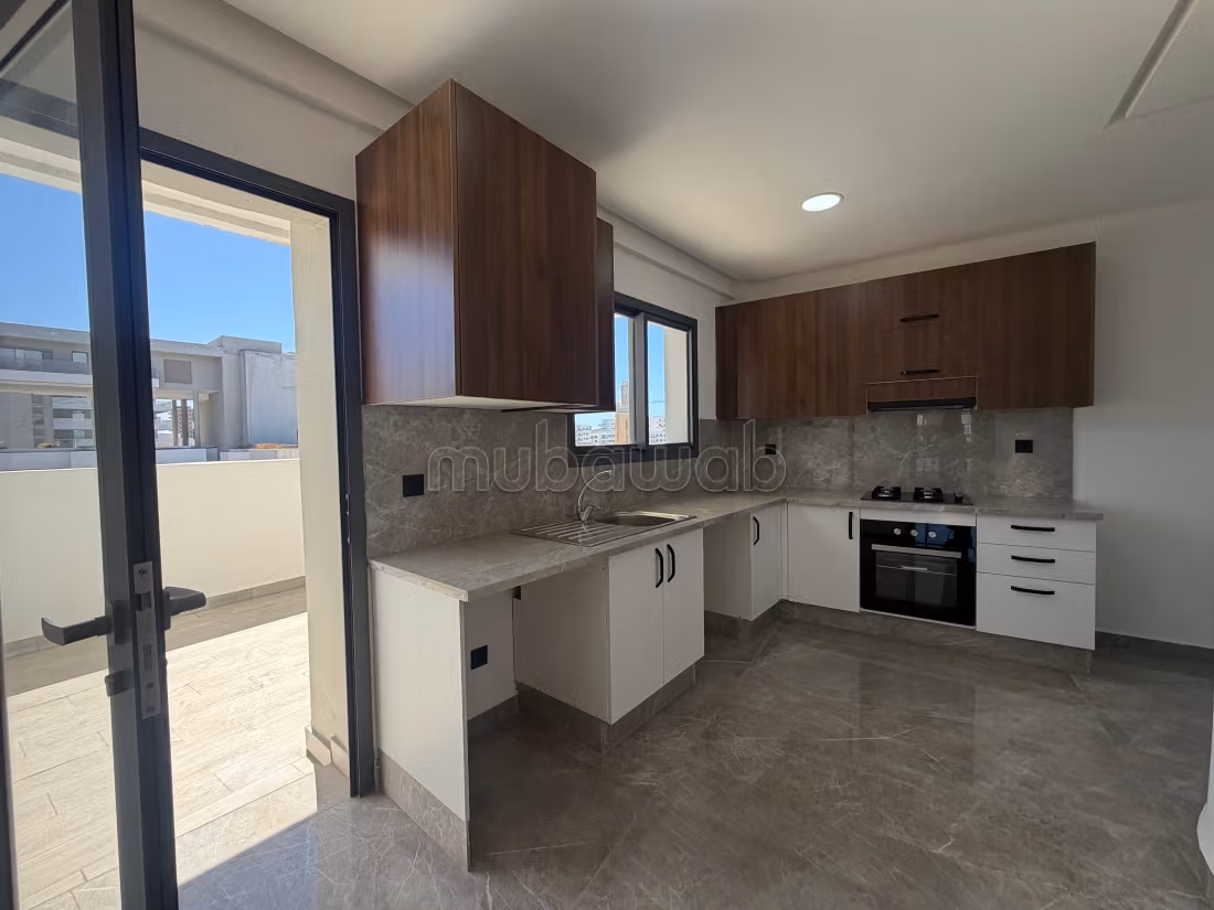 Luxueux appartement à louer vide sur CFC