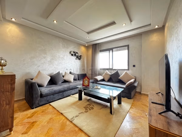 Appartement sans vis à vis ensoleillé dernier étage 80m2 
À Racine