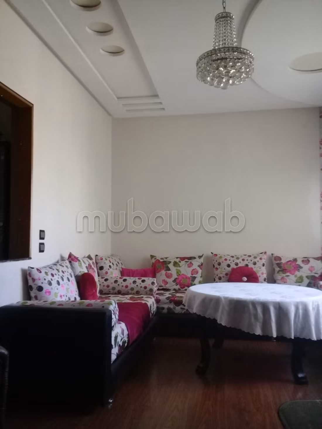 شقة للبيع بسلا الجديدة. 3 قطع مريحة. حمام سباحة و نظام تكييف للهواء