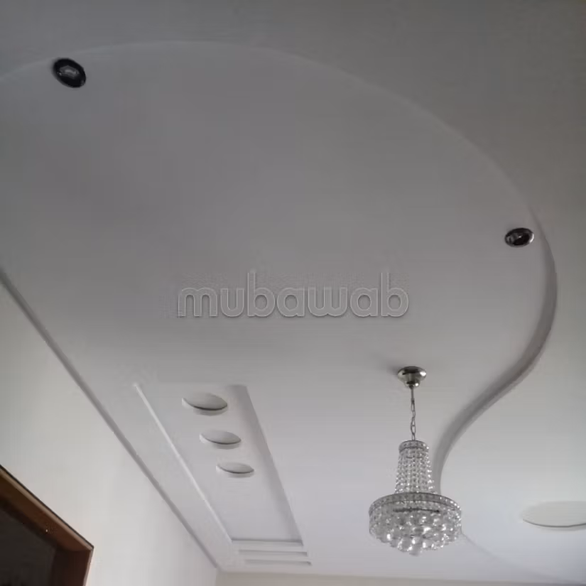 شقة للبيع بسلا الجديدة. 3 قطع مريحة. حمام سباحة و نظام تكييف للهواء